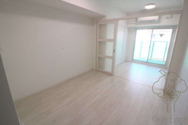 ビガーポリス416天満四丁目Ⅱの居間・リビング
