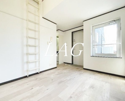 【居間・リビング】 | マーチ田端 | 洋室のお部屋です。