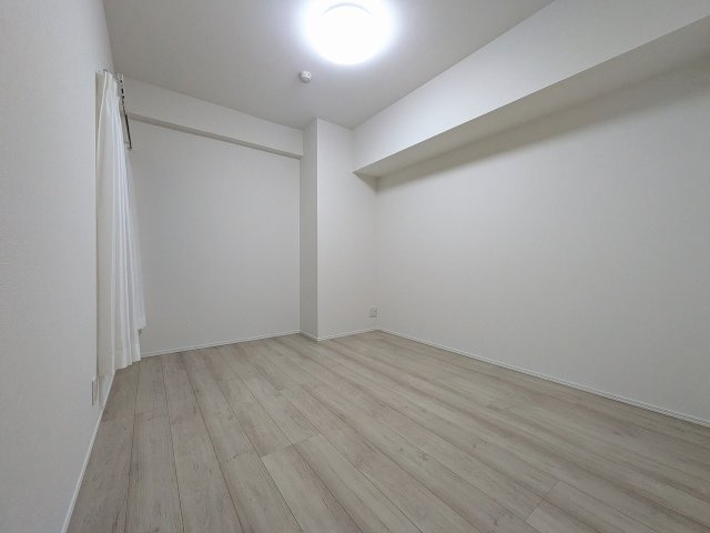 マイキャッスル八王子元横山町の子供部屋|～6.1帖の洋室です～