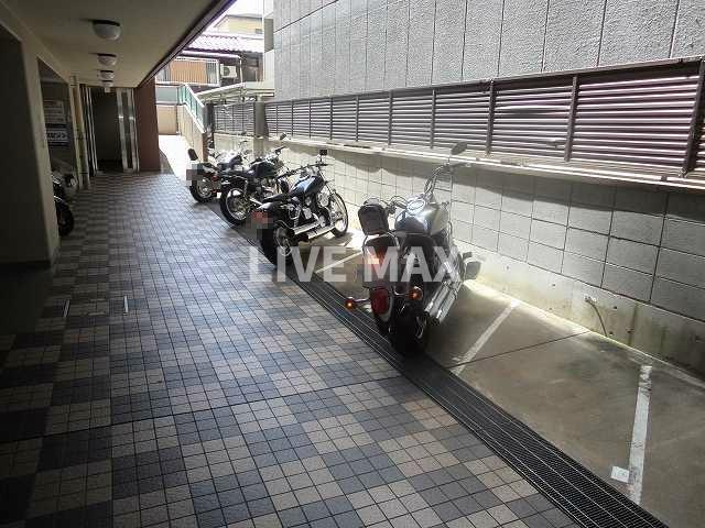 バイク置き場♪ 