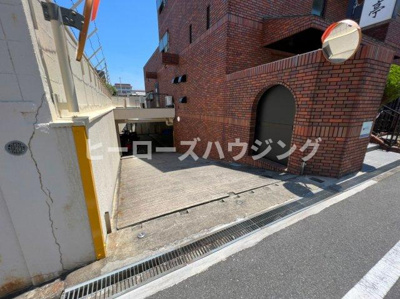 【駐車場】 | プレール桜塚