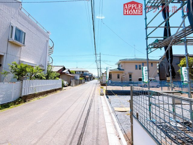 [新築住宅] 深谷市緑ケ丘 第3期 全1棟の前面道路含む現地写真