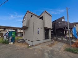 ＼ウッドデッキ付の新築戸建／　ベルガーデン辻堂１丁目の画像
