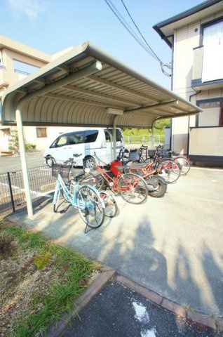 ファミールコートのその他共用部分|駐車スペースもあります