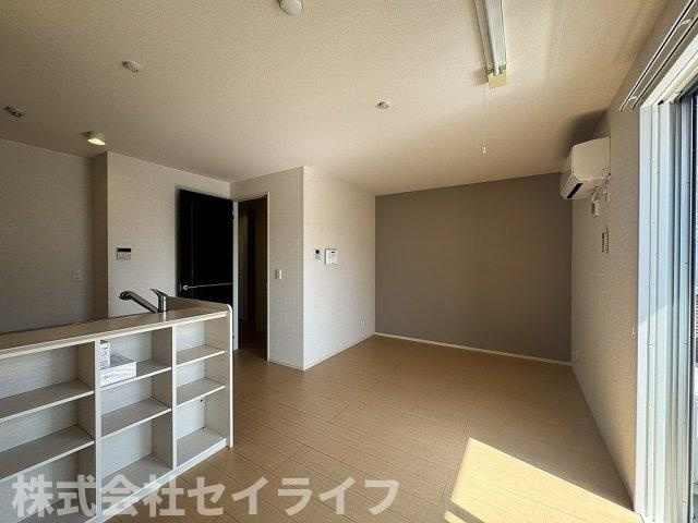 ソレイユ八尾の内装