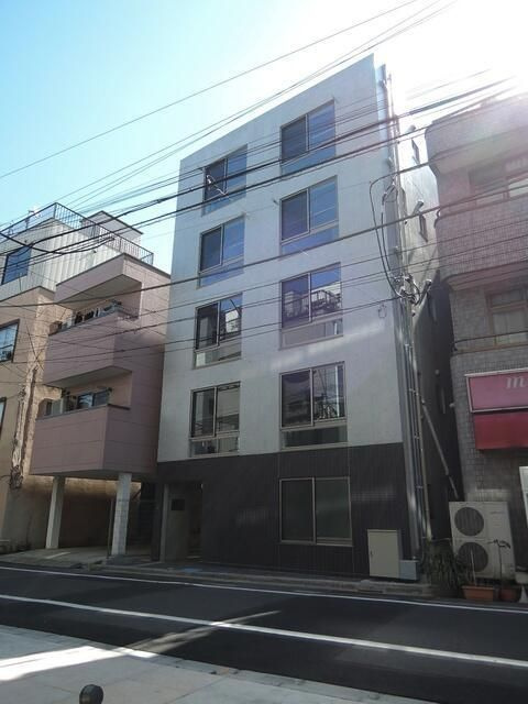 コローナ赤羽の外観