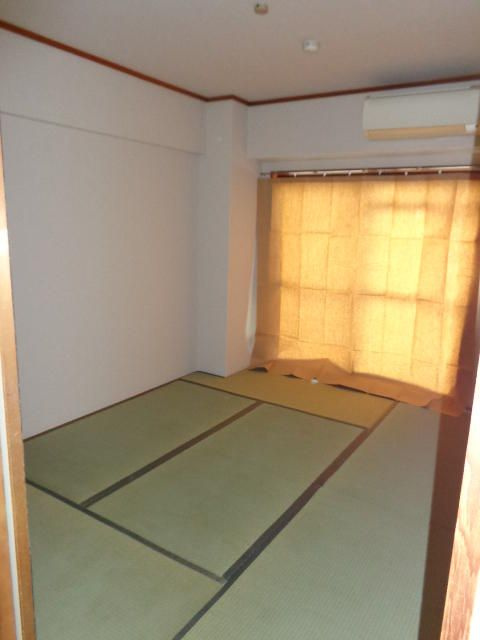 石川ビルの収納