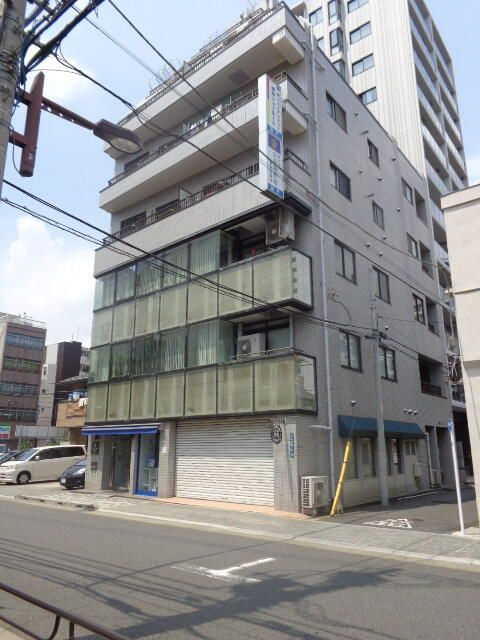 石川ビルの外観