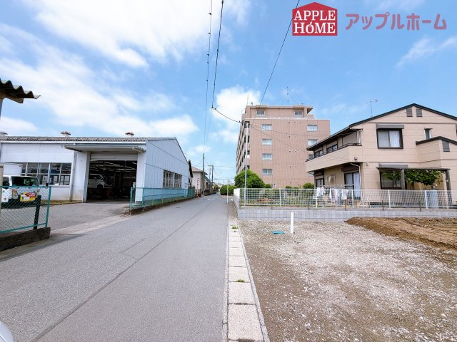 [新築住宅] 深谷市東方町 第6 全1棟の前面道路含む現地写真