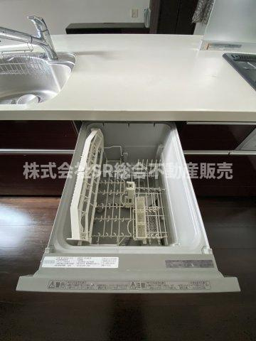 松原1丁目中古戸建の設備|食洗機があり洗い物の手間が省けます♪