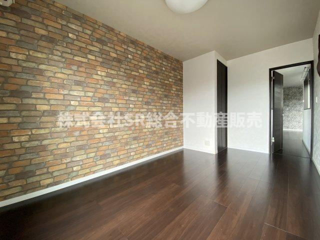 松原1丁目中古戸建の寝室|落ち着いて過ごせるお部屋なので、寝室にいかがでしょうか