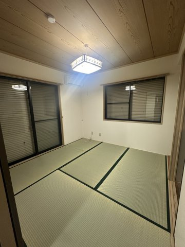 牟呂公文町18番1貸家の和室