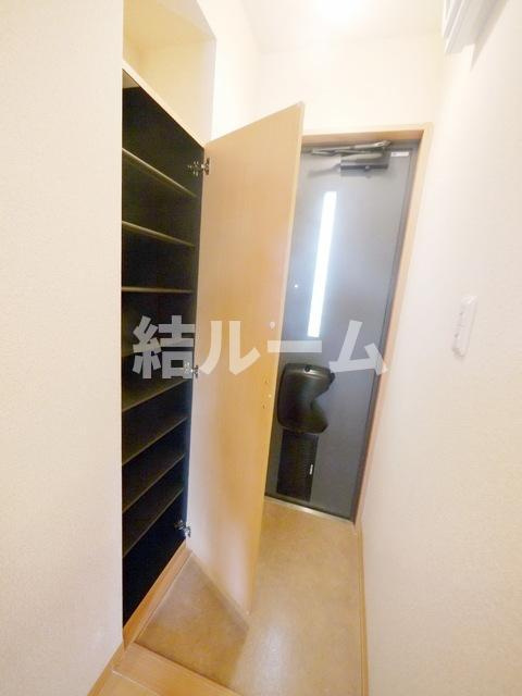 北区豊島８丁目のアパートの玄関