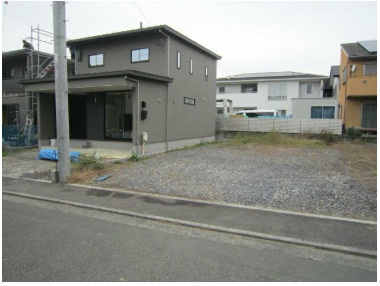【前面道路含む現地写真】の画像