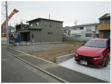 【前面道路含む現地写真】の画像