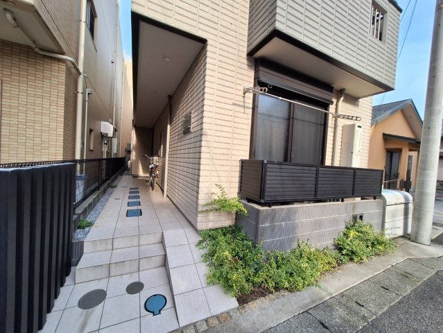 a la Maisonのエントランス
