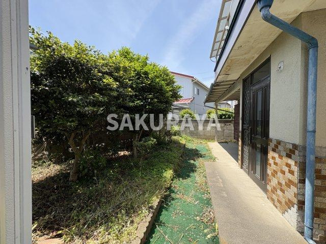 福居町貸家TKの庭