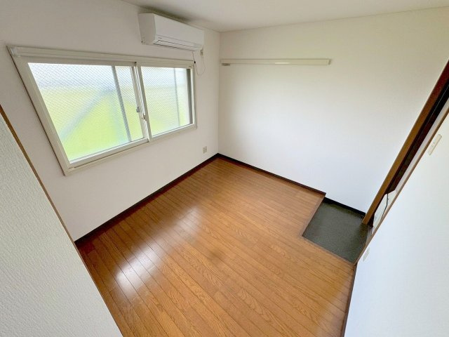 リヴィエール淀の洋室