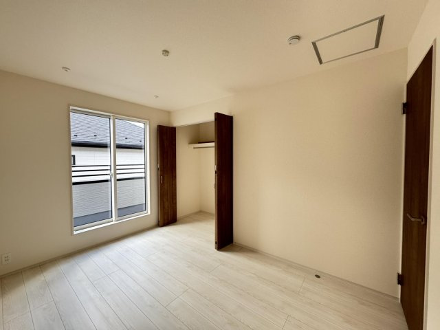 雄琴5丁目14号棟 新築戸建の洋室