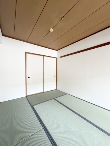 カワデンセントリックハイツの和室