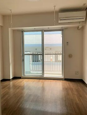 川崎市多摩区西生田３丁目の賃貸マンションの居間・リビング