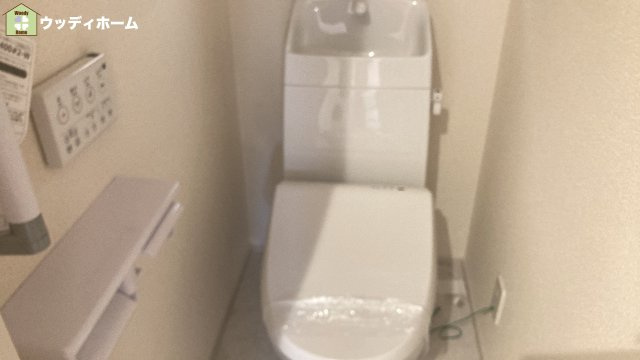 越谷市北越谷　新築一戸建てのトイレ