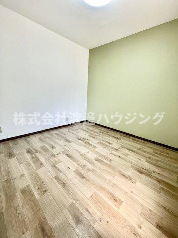 鴫野西1丁目貸家の寝室