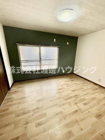 鴫野西1丁目貸家の寝室