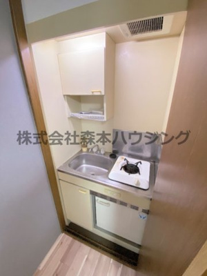 【キッチン】 | 　シャンブルⅡ | コンパクトなキッチンで掃除もラクラク