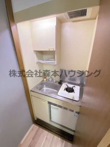 【キッチン】 | 　シャンブルⅡ | コンパクトなキッチンで掃除もラクラク
