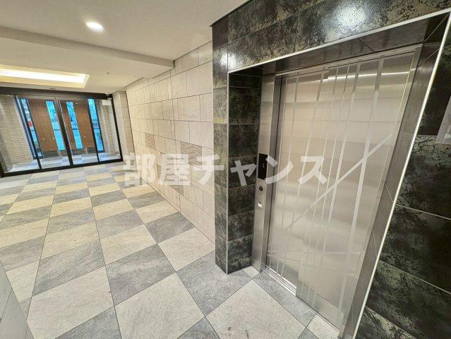 プレサンス名古屋ルクソリアのロビー