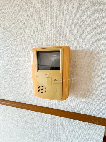 コーポ廣重のセキュリティ|インターホン付きで安心です☆