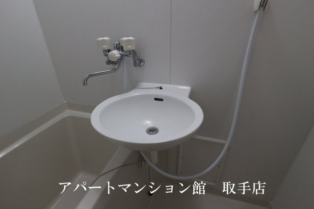 レオパレスルーチェⅡの洗面所