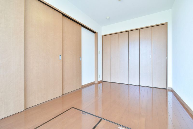 ノースフィールドユタカの寝室|風通しも良い寝室です☆