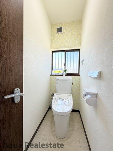 高松市香南町西庄　リノベ住宅のトイレ|落ち着いた色調のトイレです