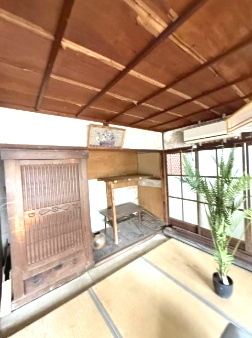 上賀茂菖蒲園町店舗の内装