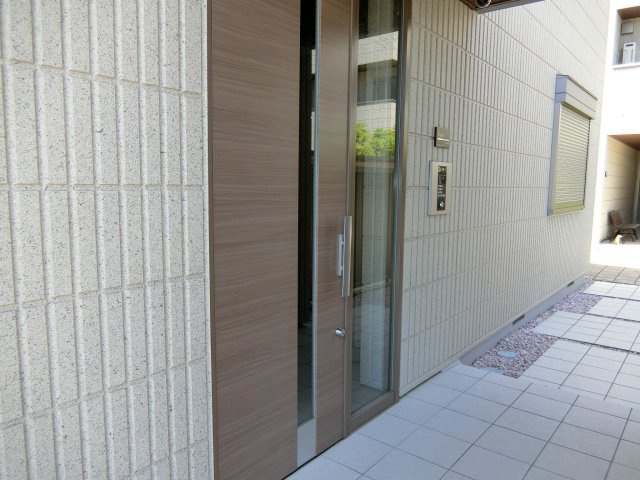 レガーロＥａｓｔのエントランス