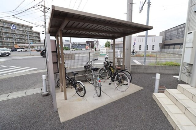 メルヴェーユのその他|駐輪場
