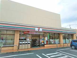 セブンイレブン足立綾瀬４丁目店まで220ｍ