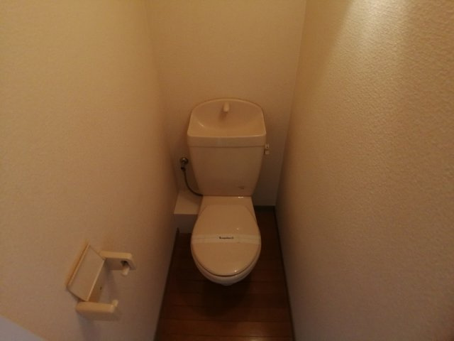 【その他】 | レオパレス吉田 | 実際のトイレは設備・仕様が異なる場合がございます