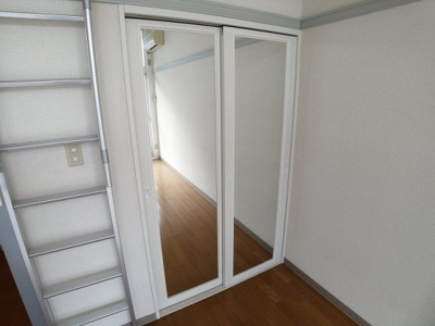 【内装】 | レオパレス吉田 | 同タイプの物件写真です。