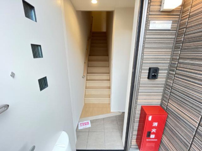 【玄関】 | クレストⅤ | 玄関