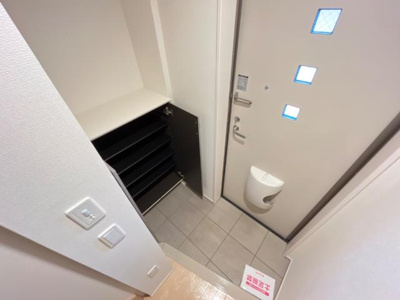 【玄関】 | クレストⅤ | 玄関