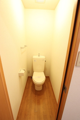バストイレは別室