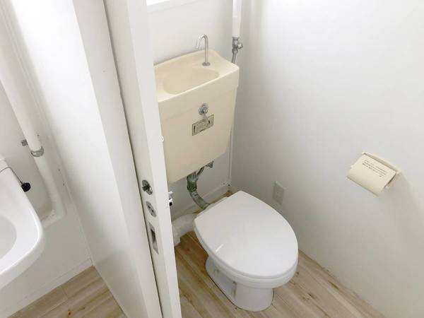 ビレッジハウス富山北5号棟のトイレ|ビレッジハウスの同一物件・同一タイプの間取りの写真です
