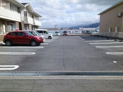 【駐車場】 | ヴァンクレーヴⅡ・Ａ