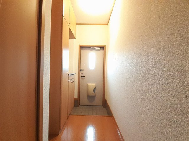セトルⅡの玄関|収納もある玄関です