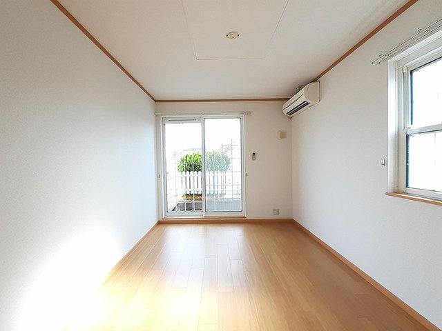 セトルⅡの内装|内装は落ち着いています
