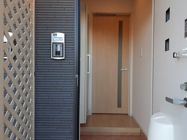 タカオカ・シュロスの玄関|落ち着いた玄関です