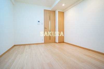 【寝室】 | ルーブル川崎参番館 | 家具を配置しやすい人気の間取りです♪